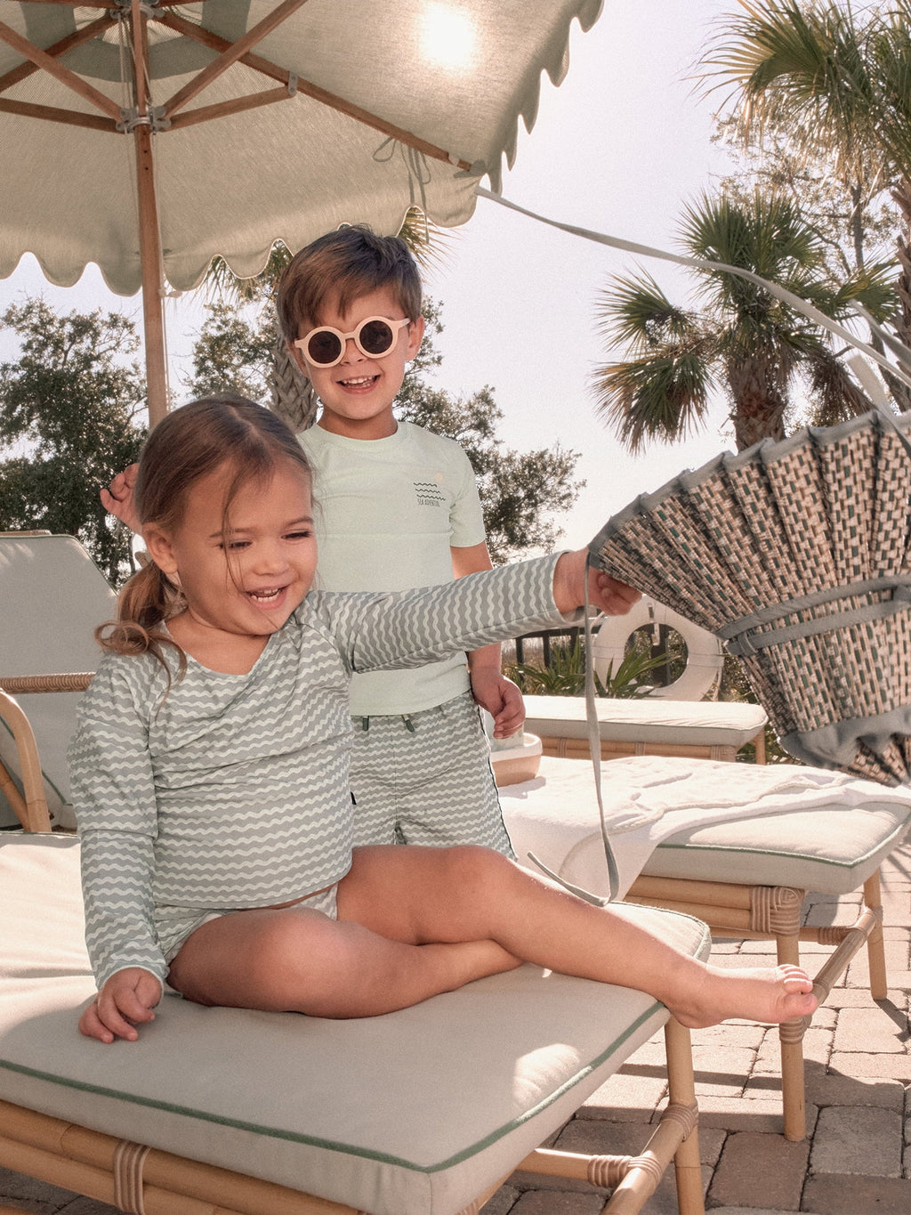 Modern Moments by Gerber Baby and Toddler Girl Keyhole Rashguard Set, 2-Piece, Sizes 0/3M-5T